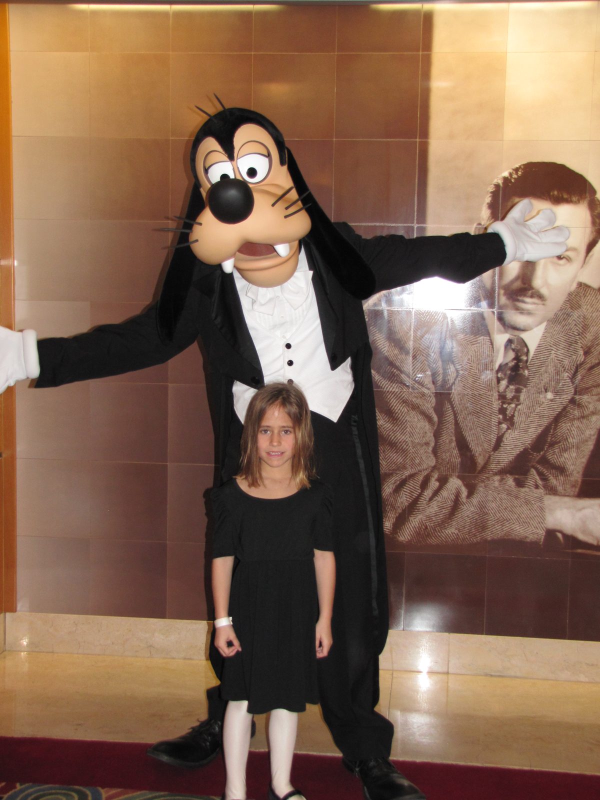 Goofy in his tuxedo and Lisa in the Lobby Atrium