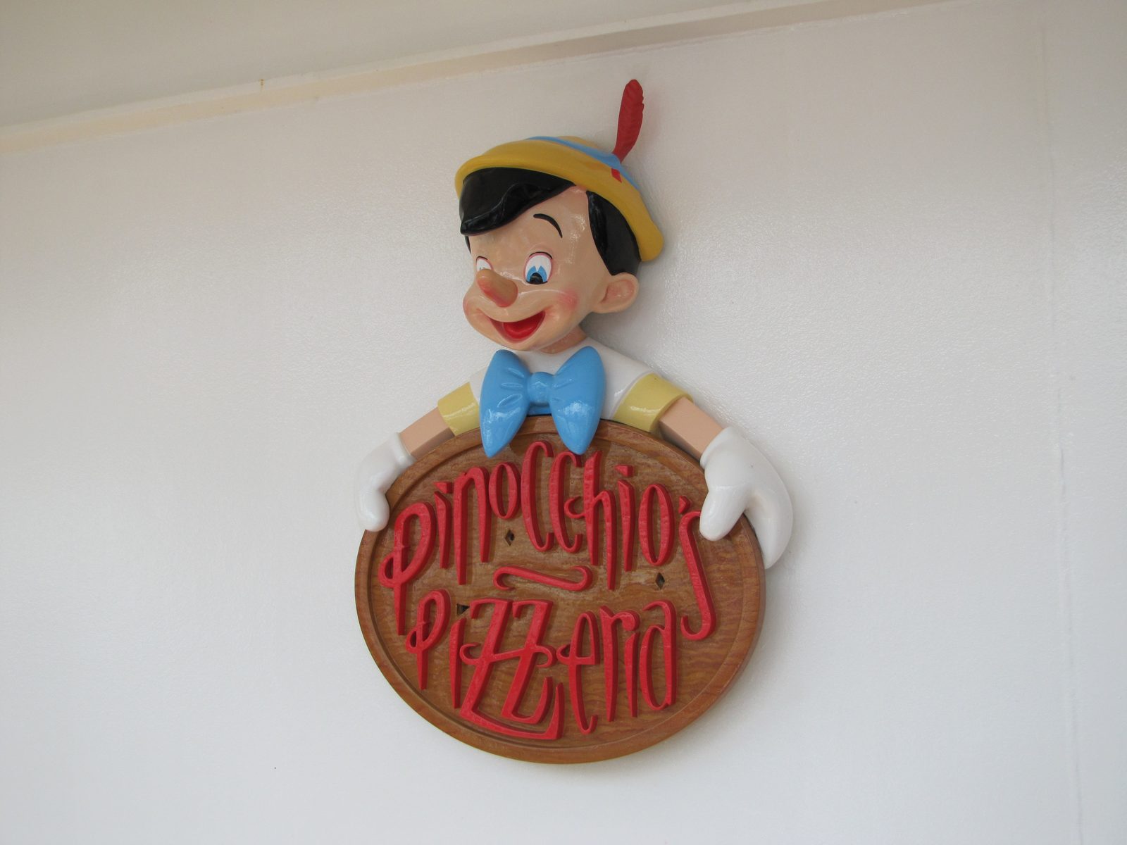 Pinocchio's Pizzeria on the Disney Magic