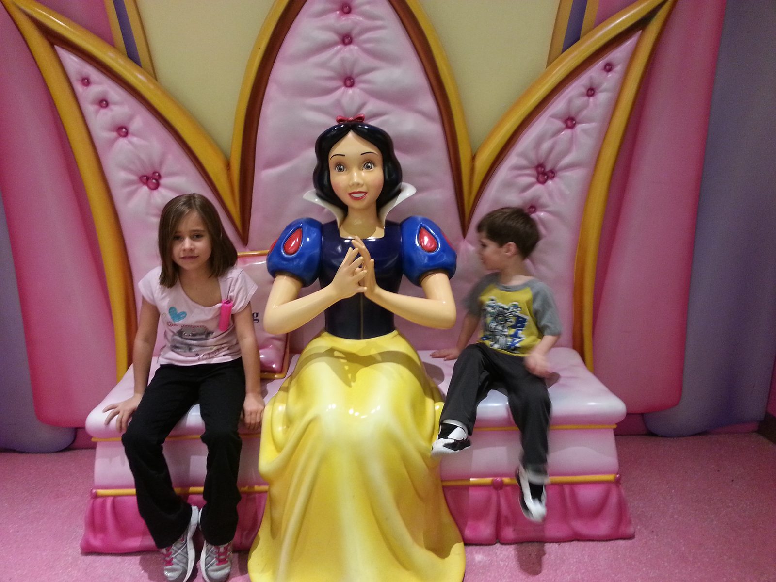 Lisa and Thomas with Snow White in the terminal
