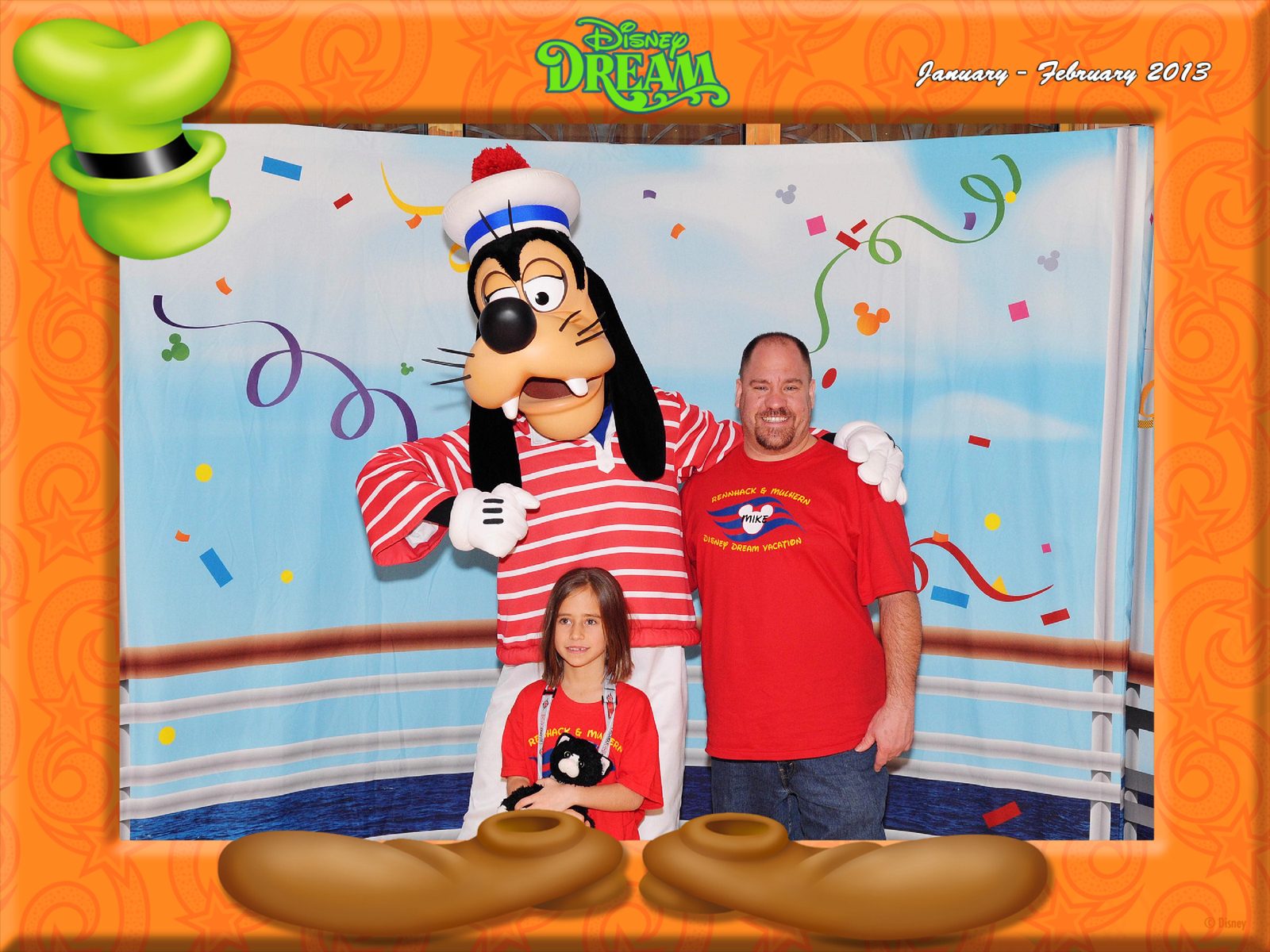 Goofy in his sailor outfit with Lisa and Michael