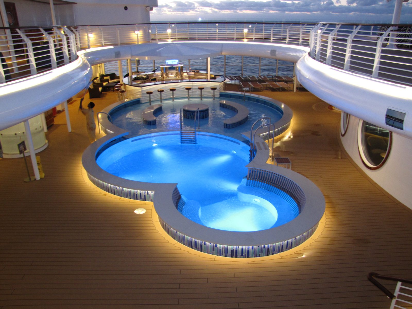 Quiet Cove pool