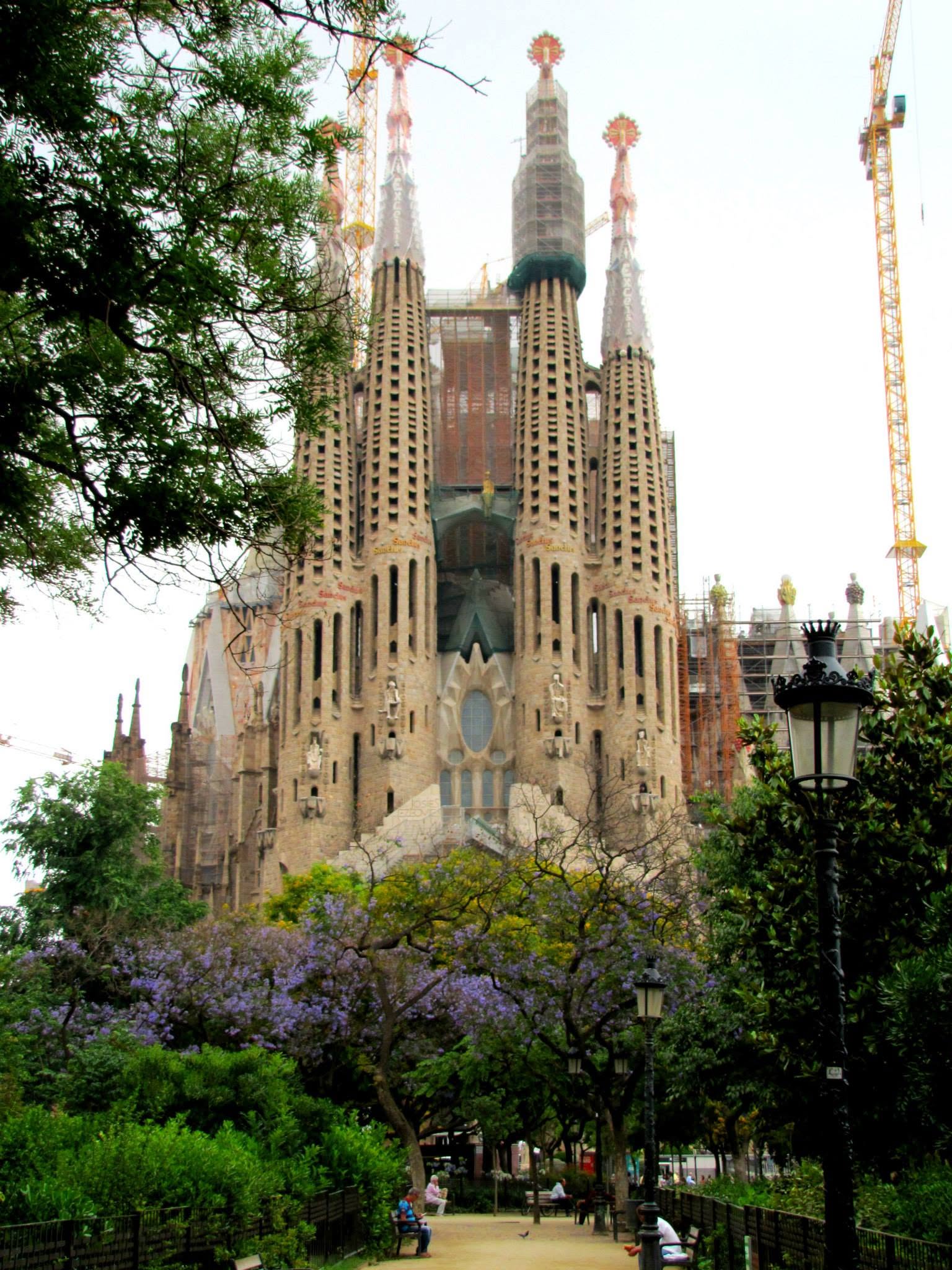 Sagrada Familia towers above the park