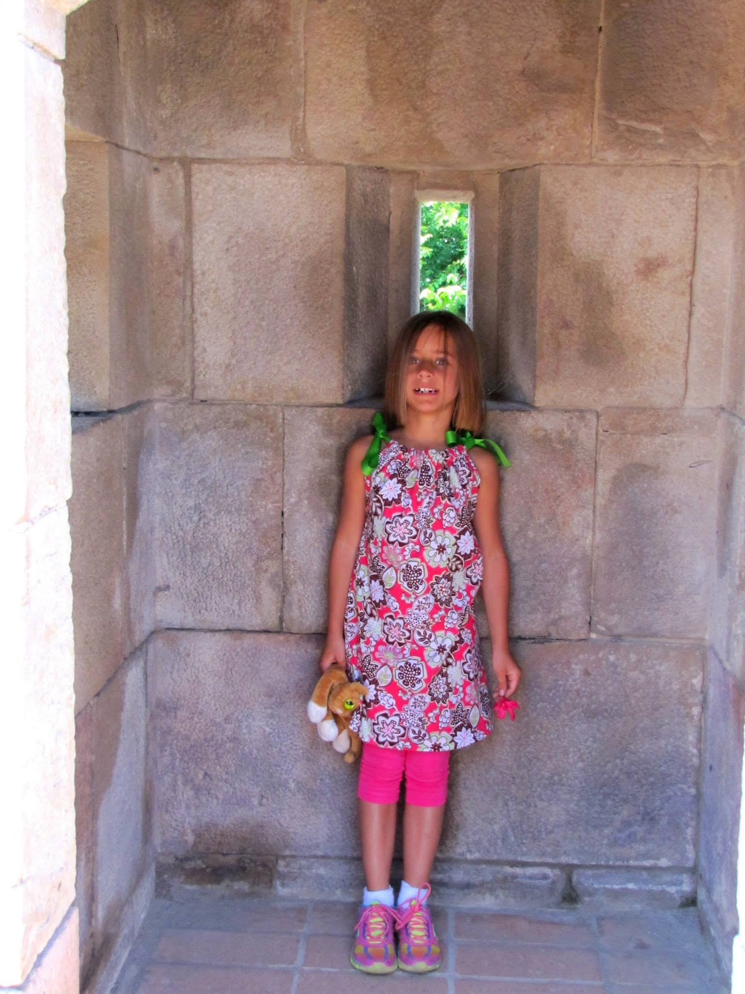 Lisa in a stone alcove at Montjuic Castle