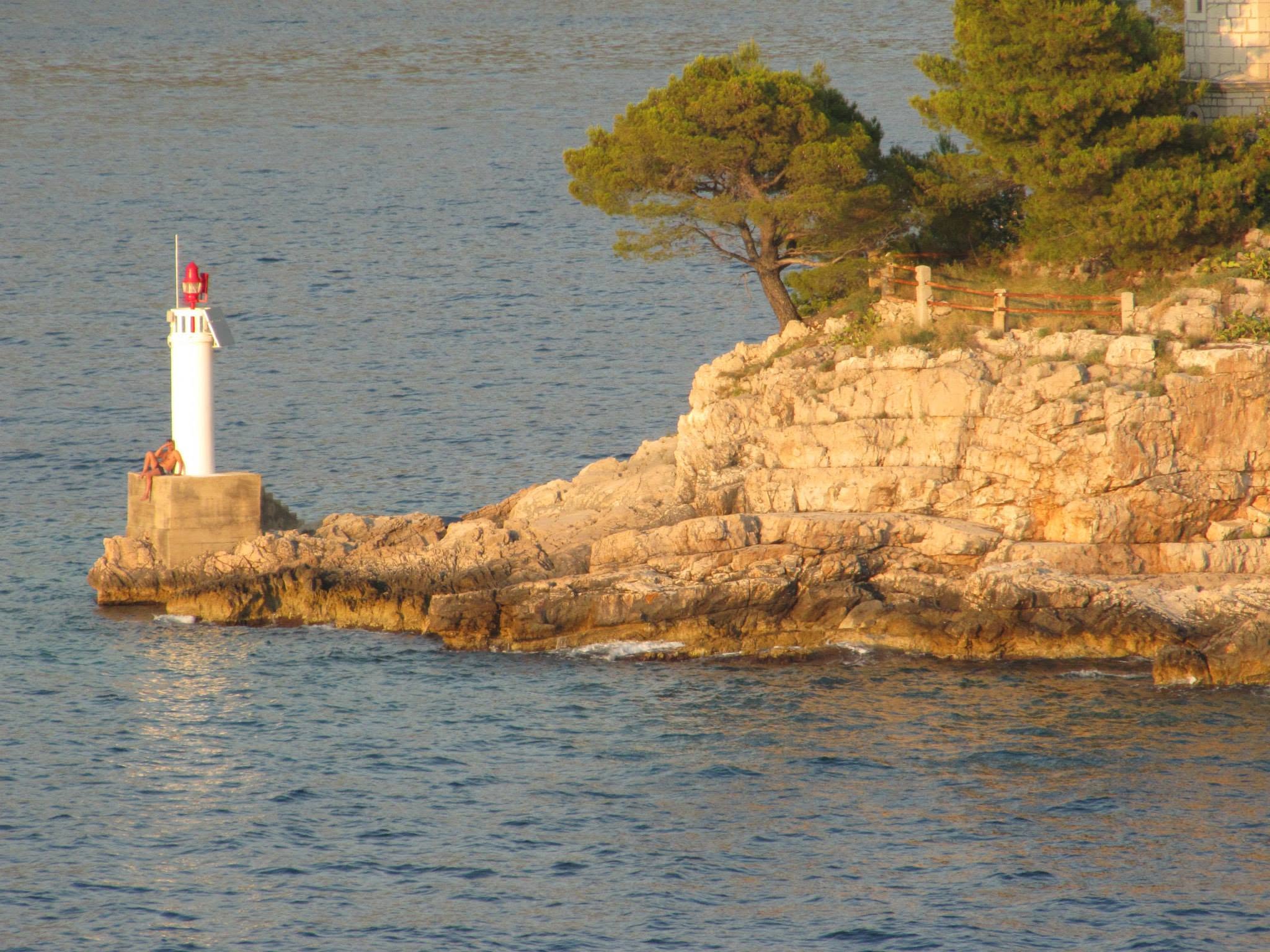 Leaving Dubrovnik past the lighthouse