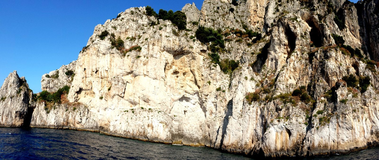 More of Capri's limestone cliffs