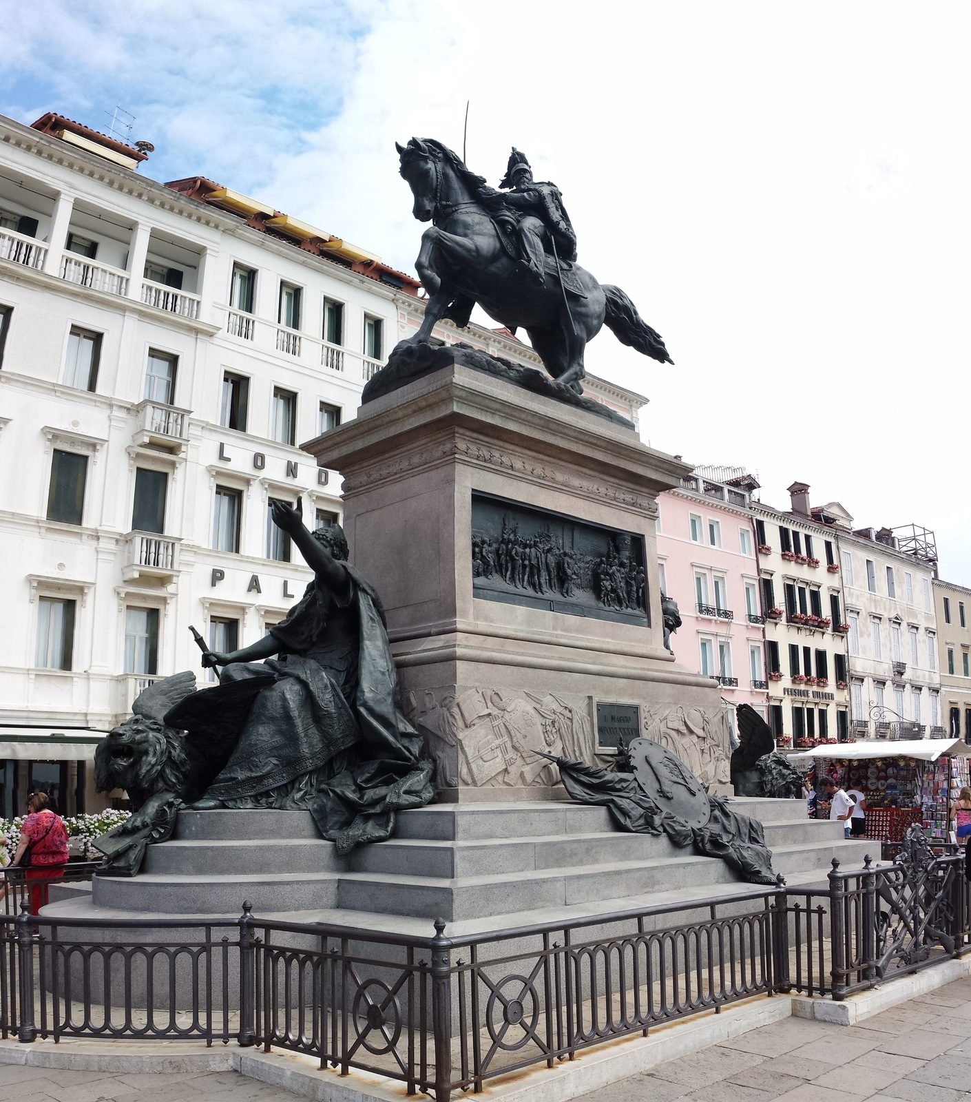 A bronze monument along our walk through Venice