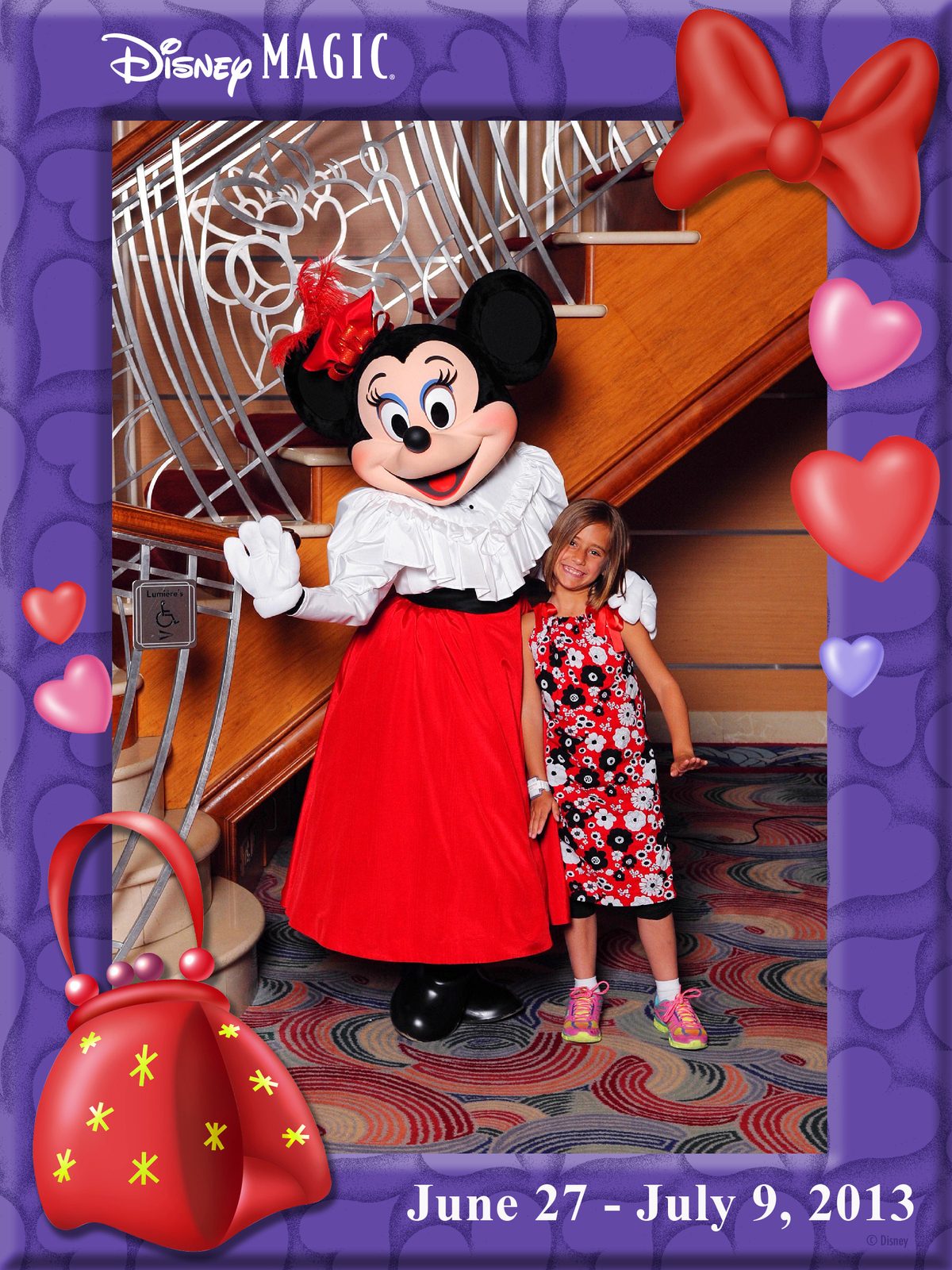 Lisa meets Minnie in her red dress