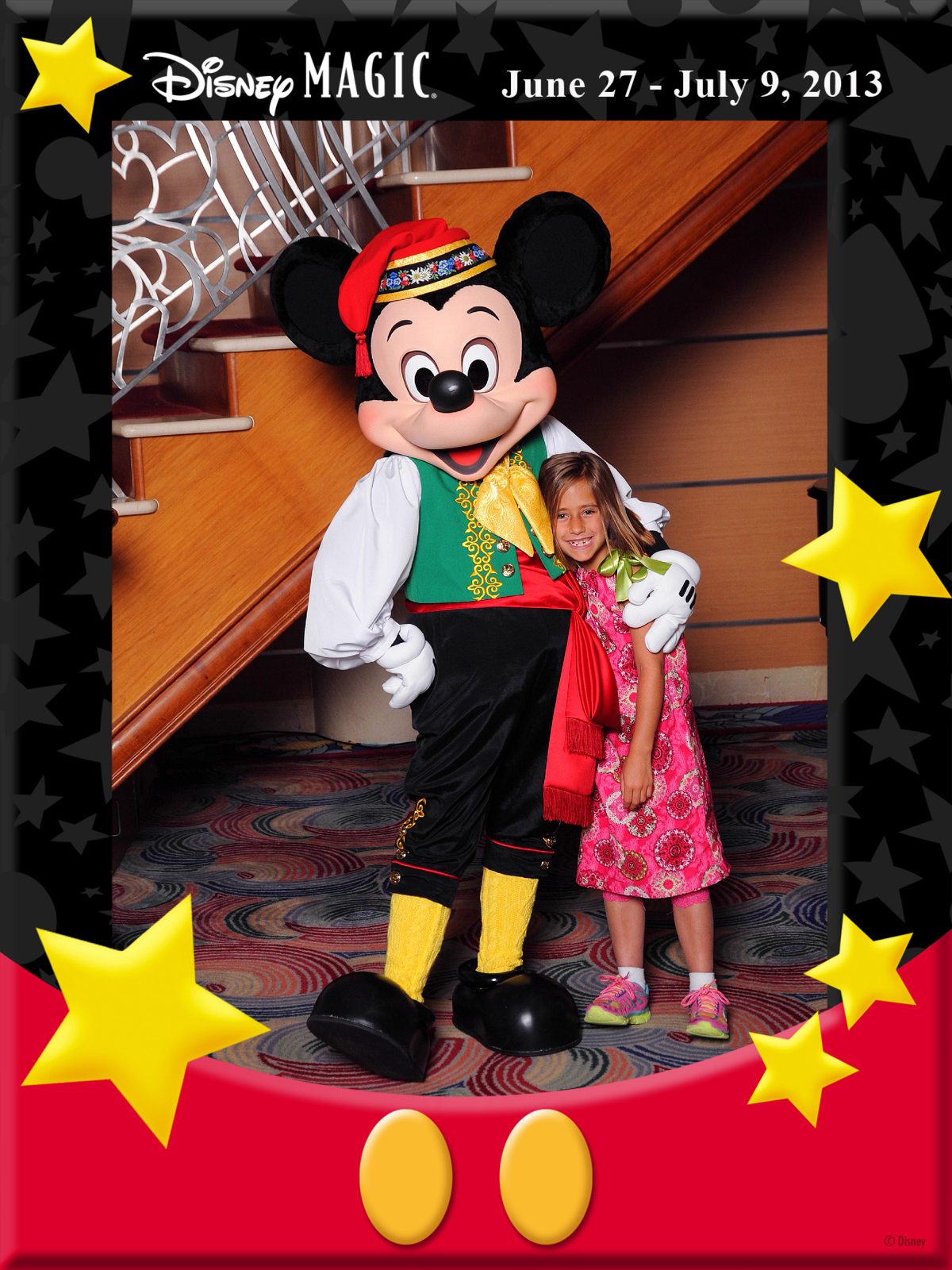 Lisa's dinner photo with Mickey