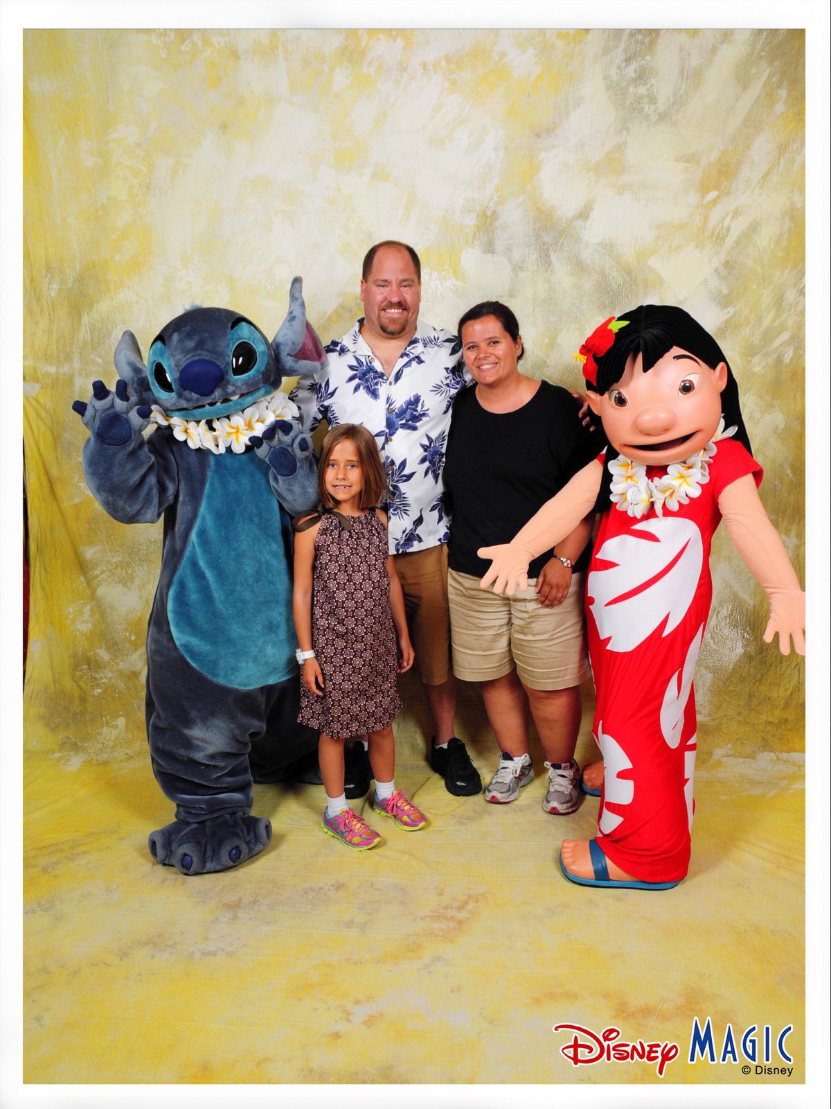 Kathy, Lisa and me meet Stitch and Lilo