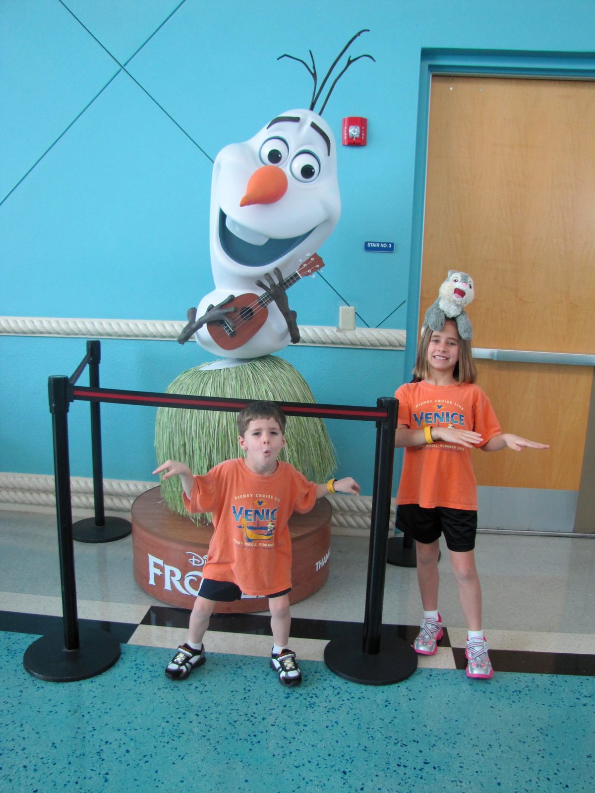 Thomas and Lisa with Olaf at the cruise terminal