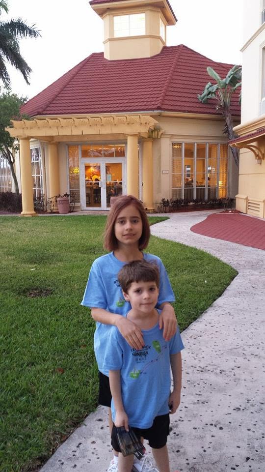 Lisa and Thomas outside the hotel in Fort Lauderdale