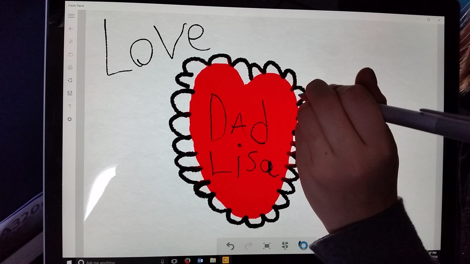 A heart for Lisa on the tablet, Love, Dad
