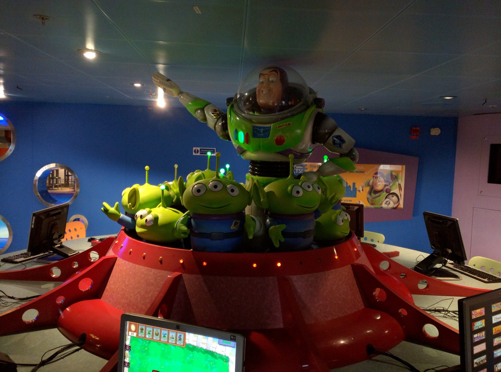 Buzz Lightyear and the aliens on the Disney Wonder