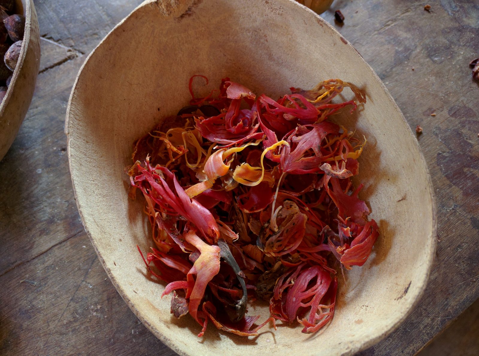 Fresh nutmeg mace in a bowl