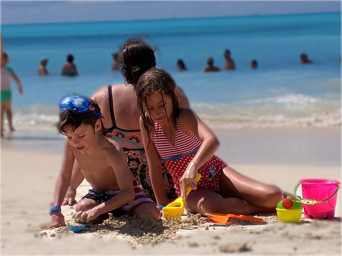 Building sandcastles together
