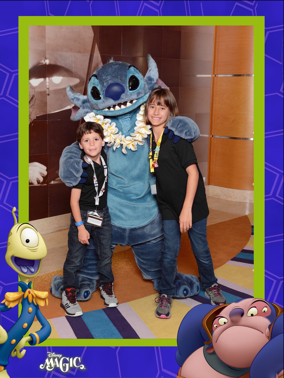 Thomas and Lisa meet Stitch