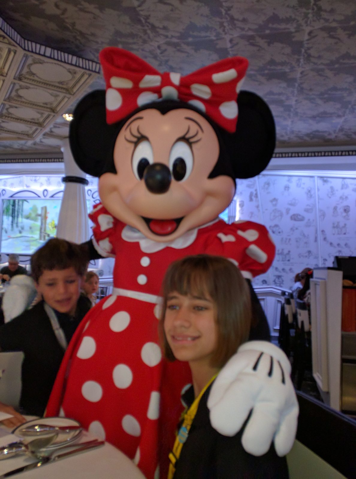 Lisa with Minnie at character breakfast