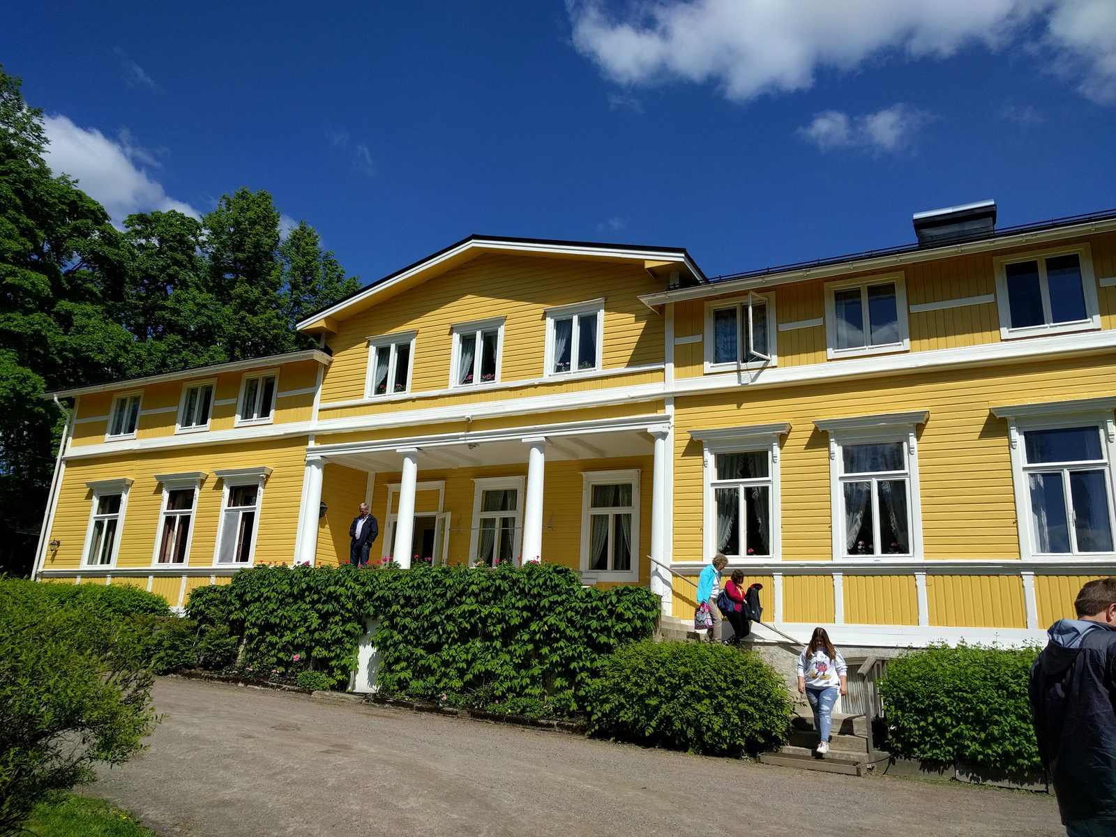 The yellow farmhouse at Savijarvi