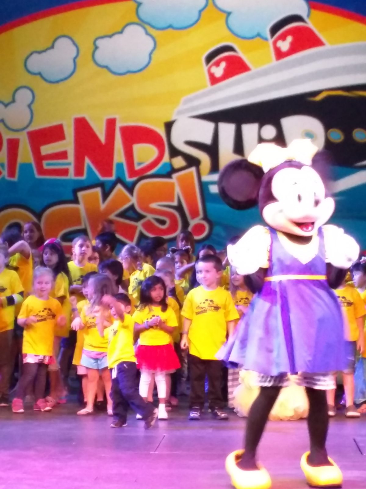 Thomas takes the stage for Friend Ship Rocks