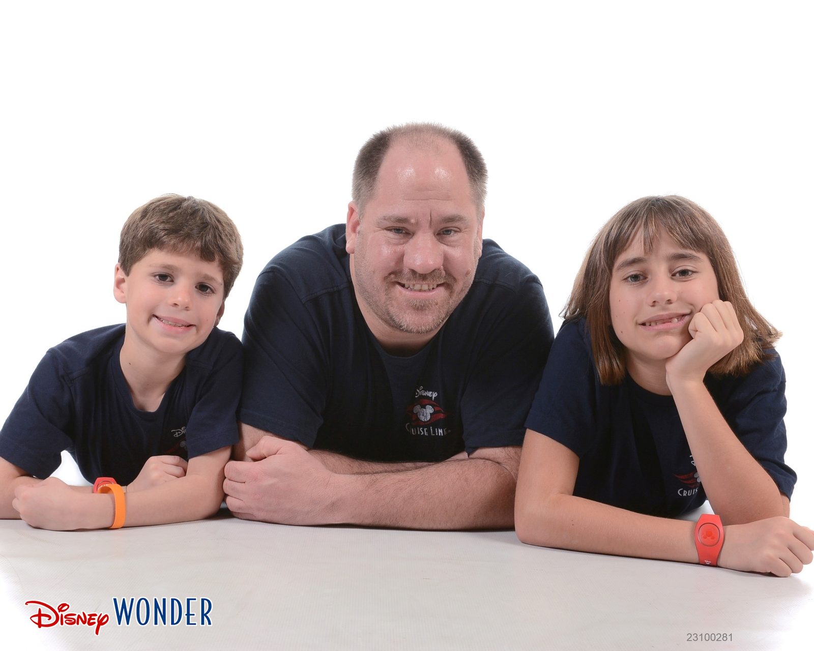 Thomas, Michael and Lisa in a portrait on the Wonder