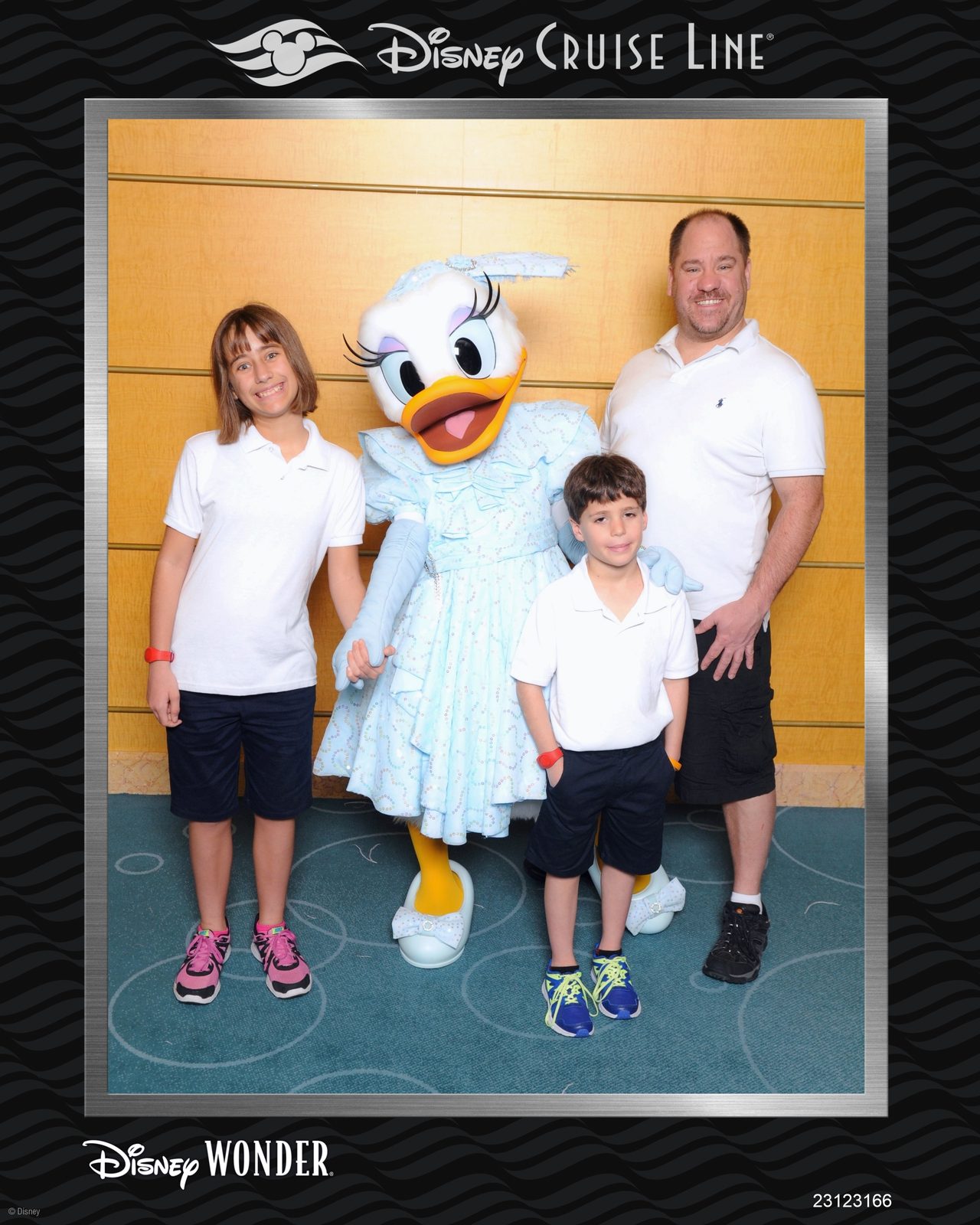 Lisa, Daisy in her blue gown, Thomas and Michael on the Wonder