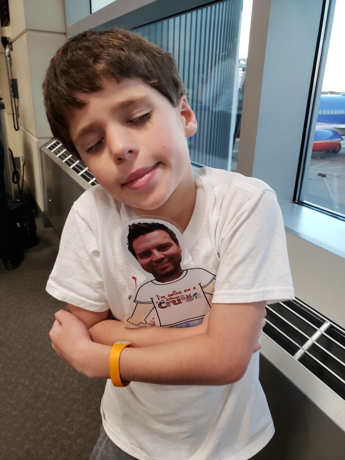 Thomas ready for the cruise in his new shirt