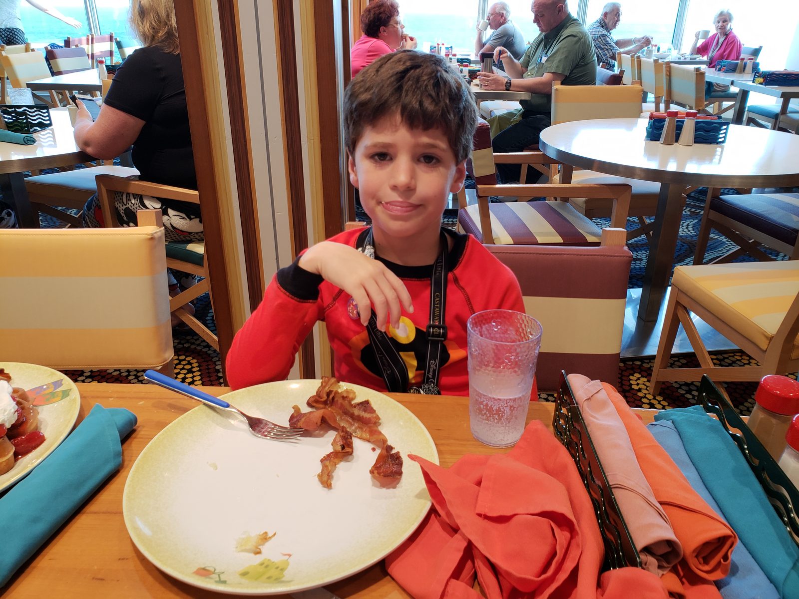 Thomas finishes breakfast