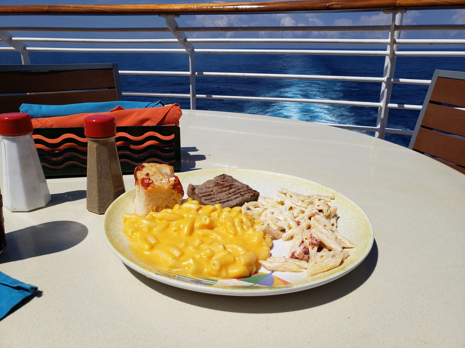Lunch on deck on the Wonder