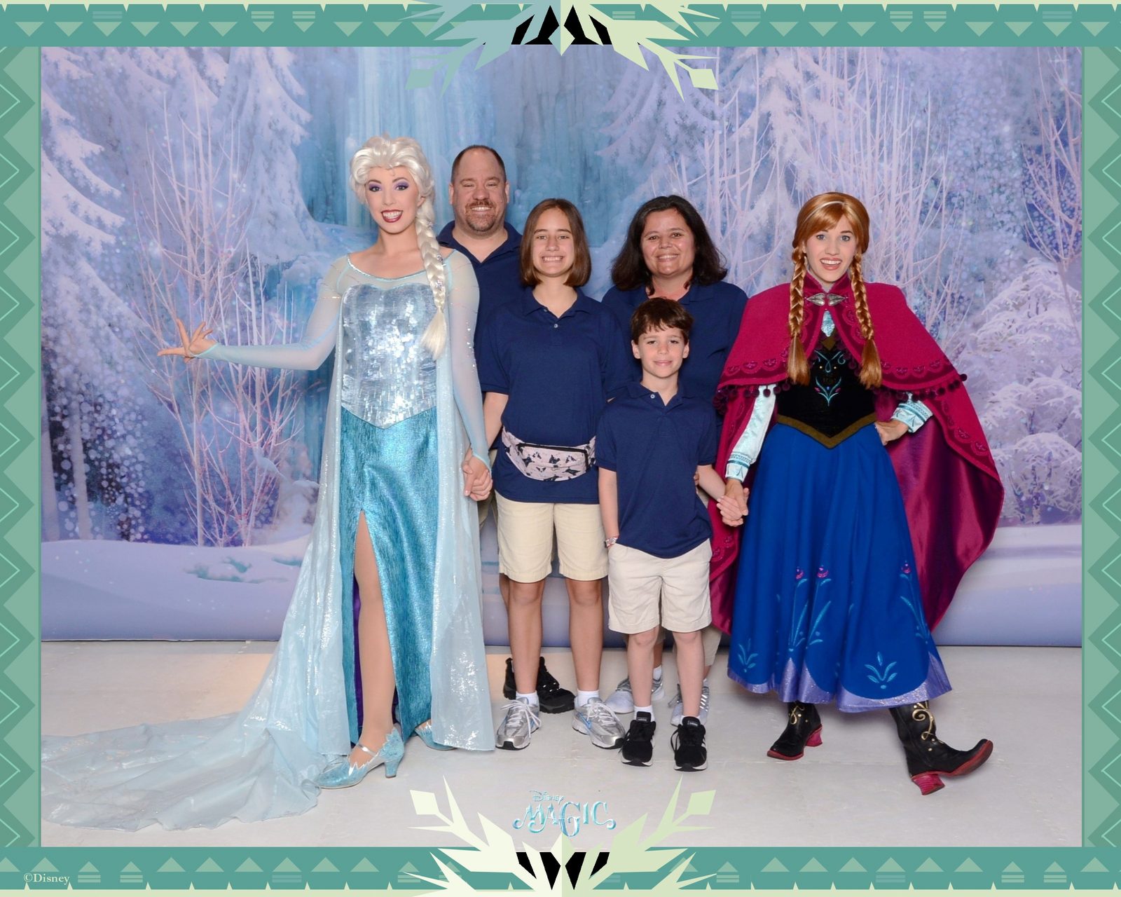The Frozen Gathering with Anna and Elsa