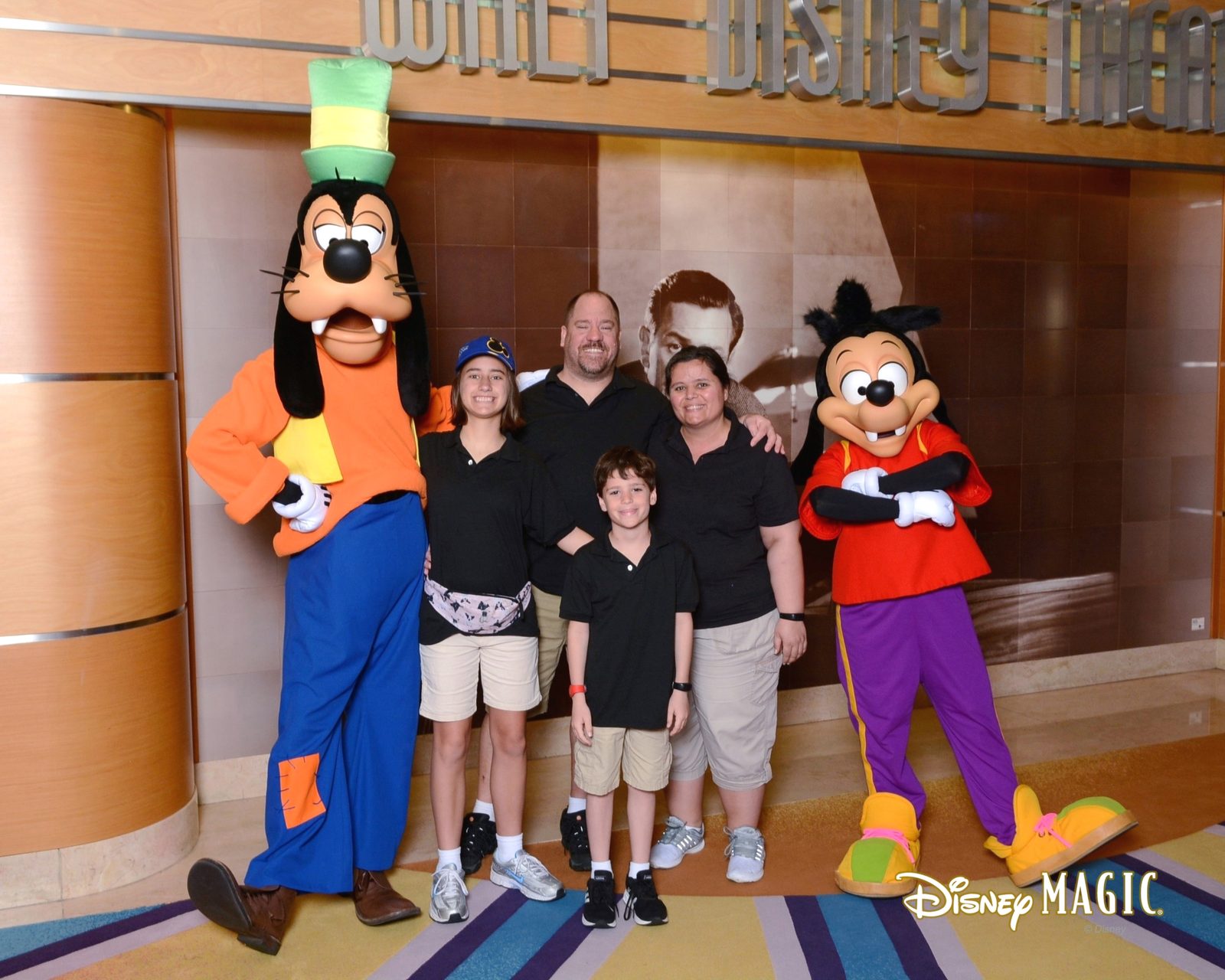 Meeting Goofy and Mickey Mouse