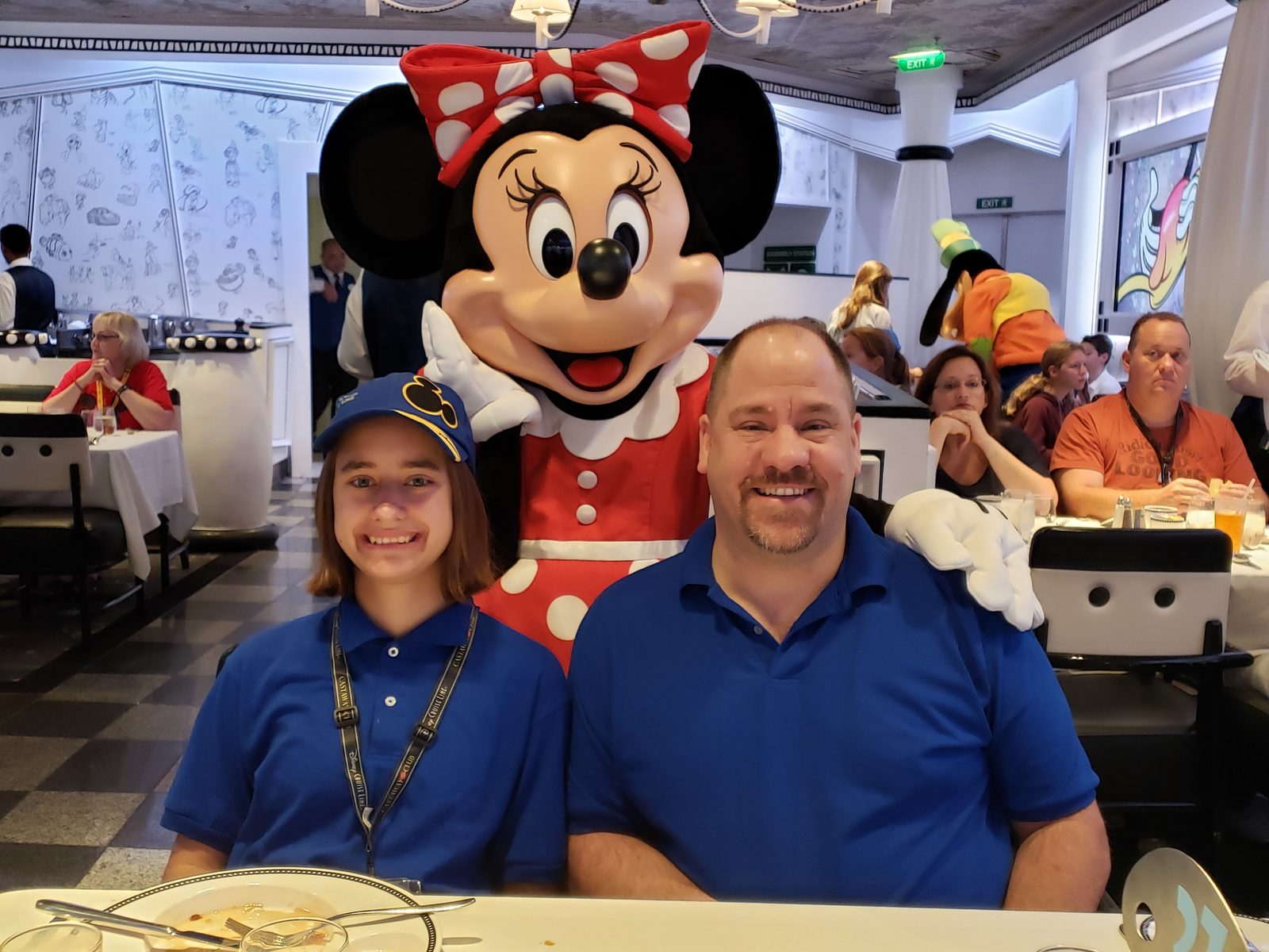 Lisa and me with Minnie at breakfast