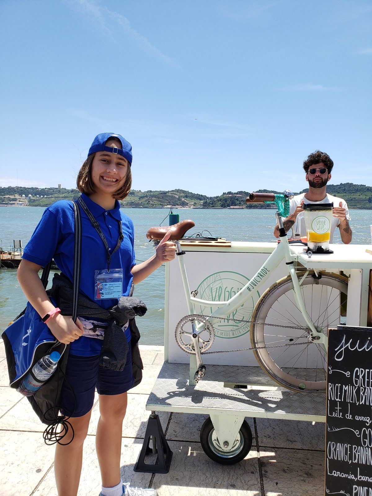 Lisa at the smoothie bike in Belém