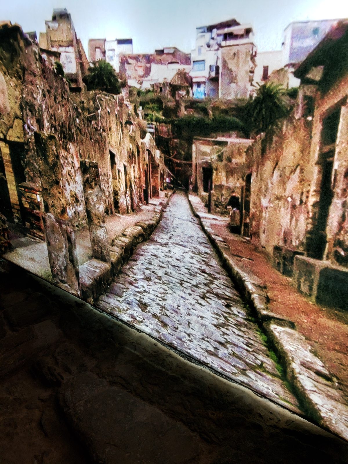 Casa de la Fortuna's old stone streets