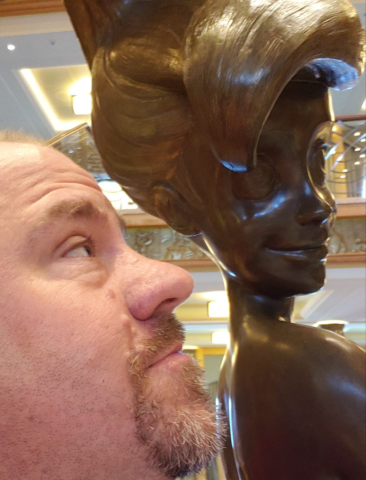 Me nose to nose with the Ariel statue on the Wonder
