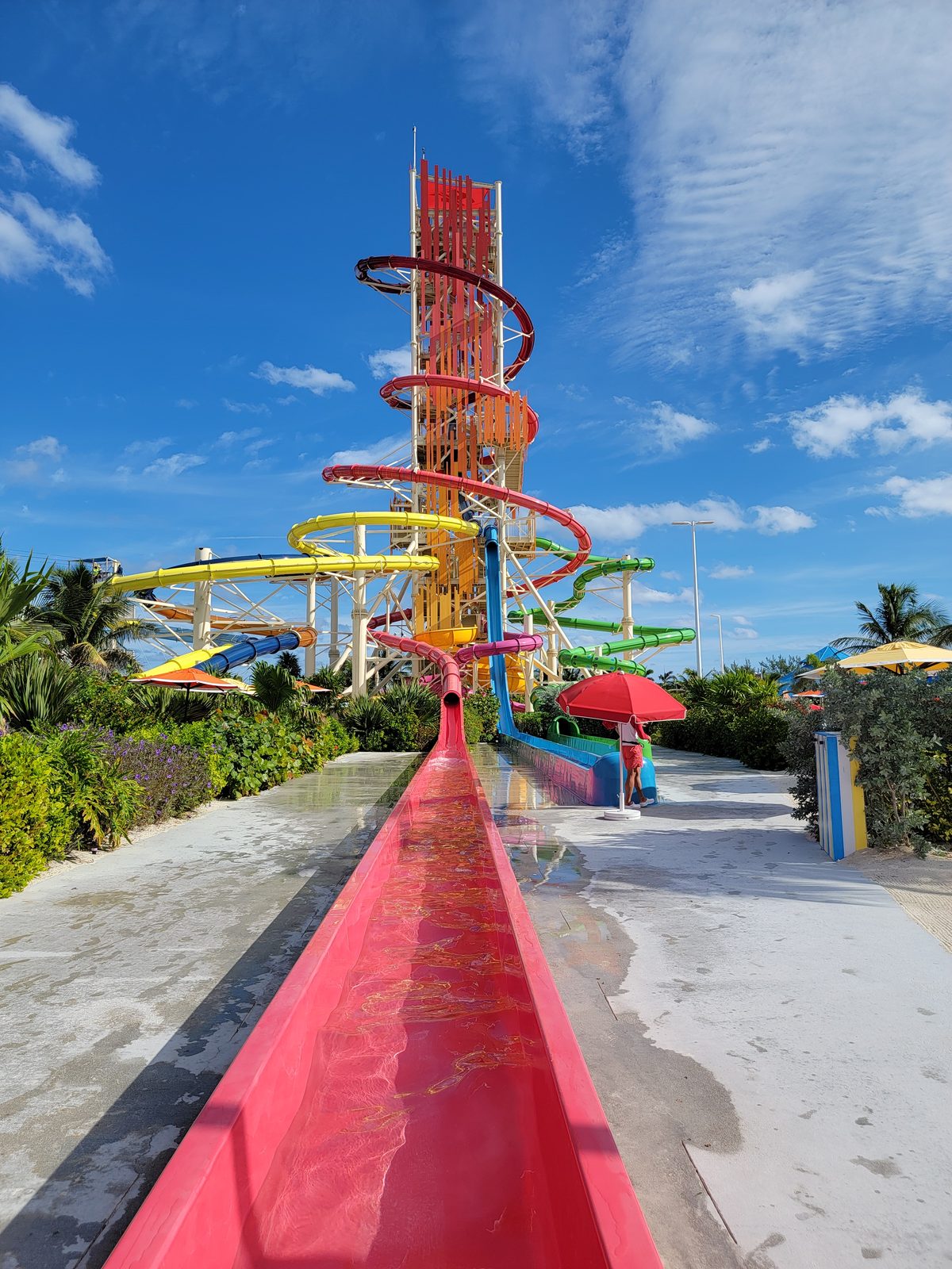 Daredevil Tower and the red slide on CocoCay