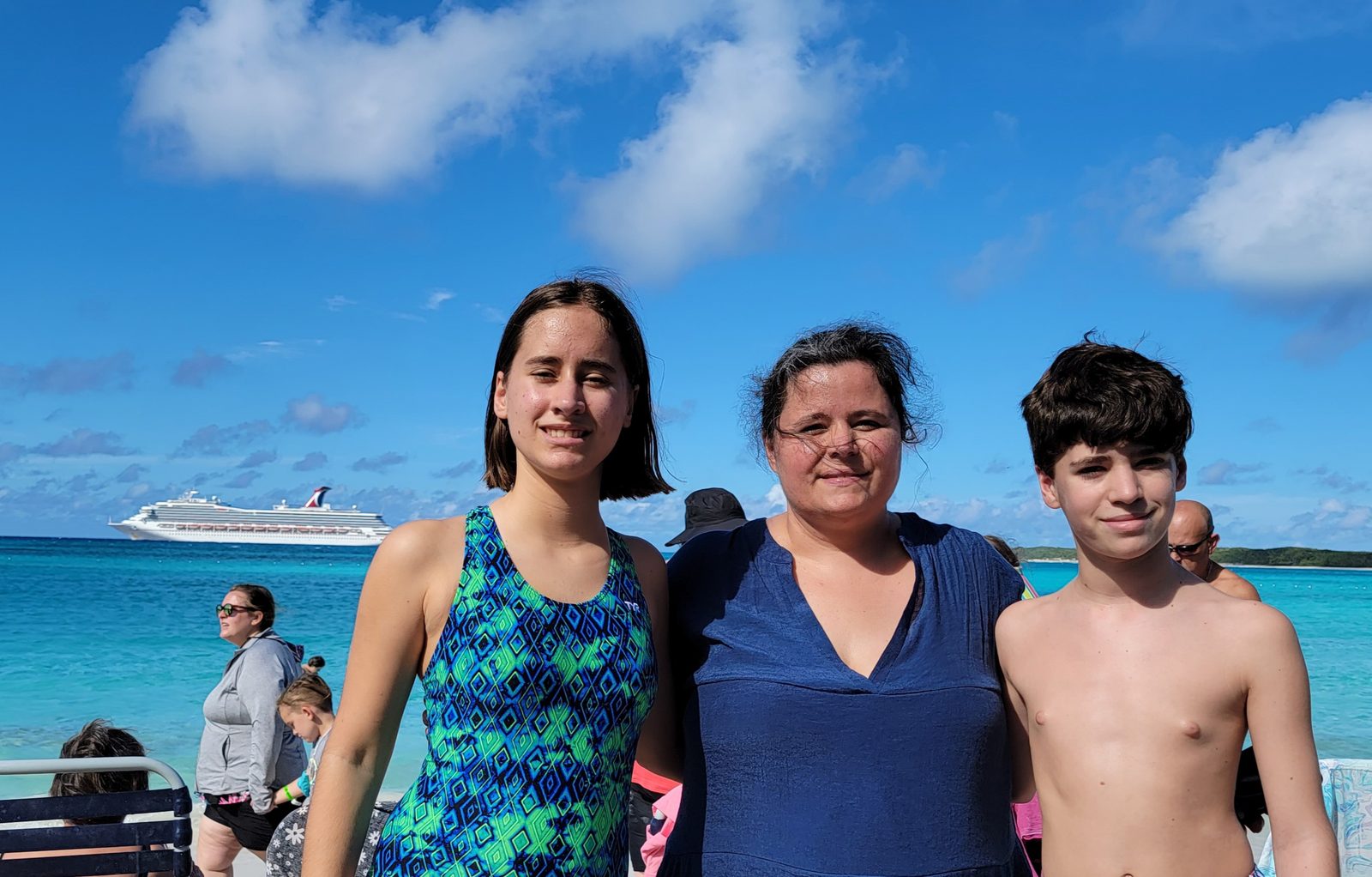 Lisa, Kathy and Thomas on the beach