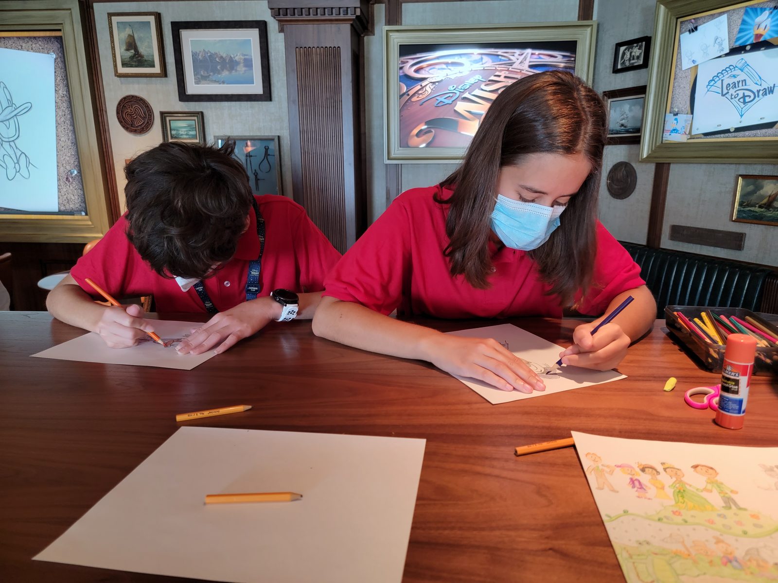 Thomas and Lisa in the Learn to Draw class