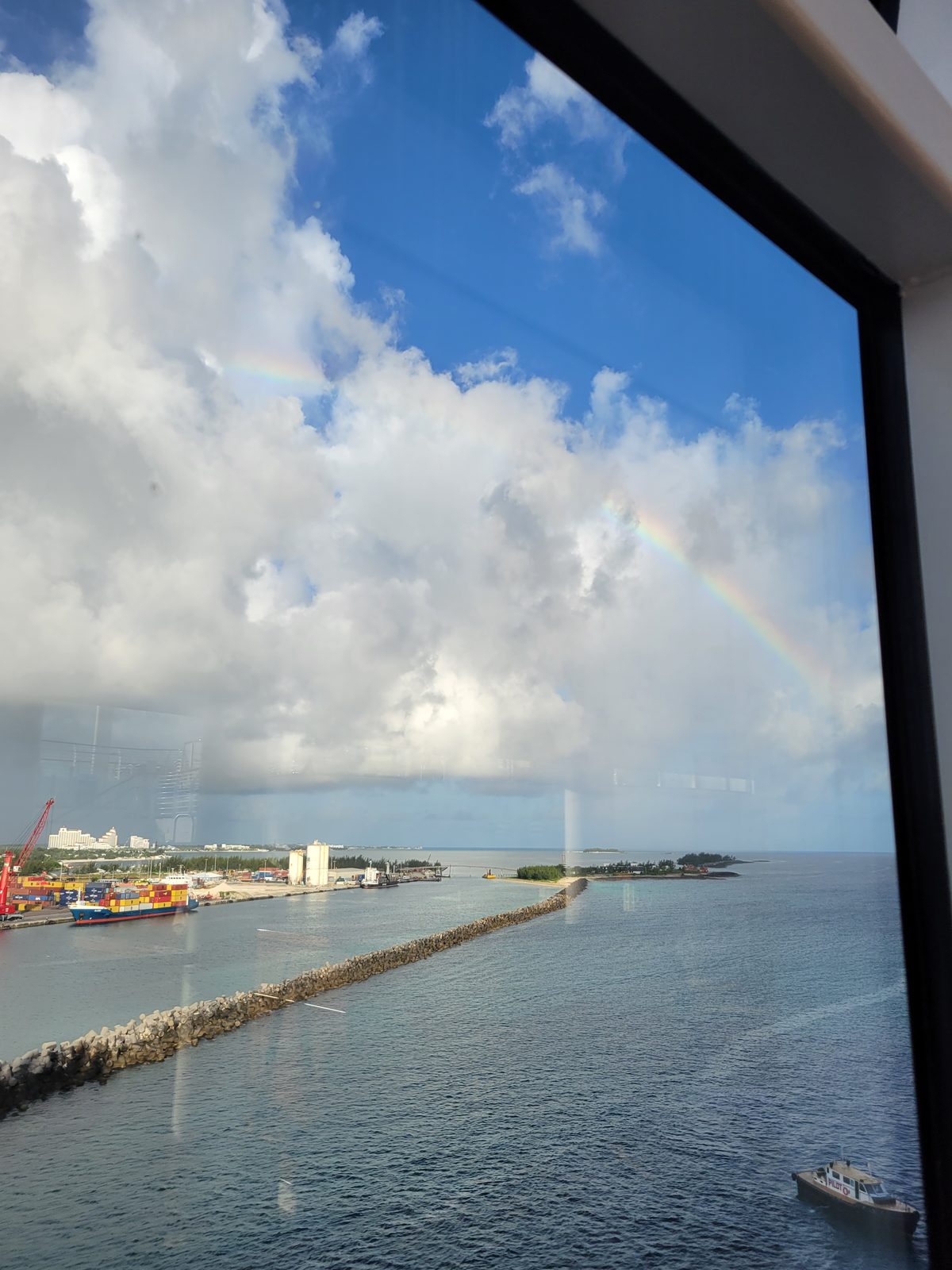 A rainbow over the Nassau docks as we pull in