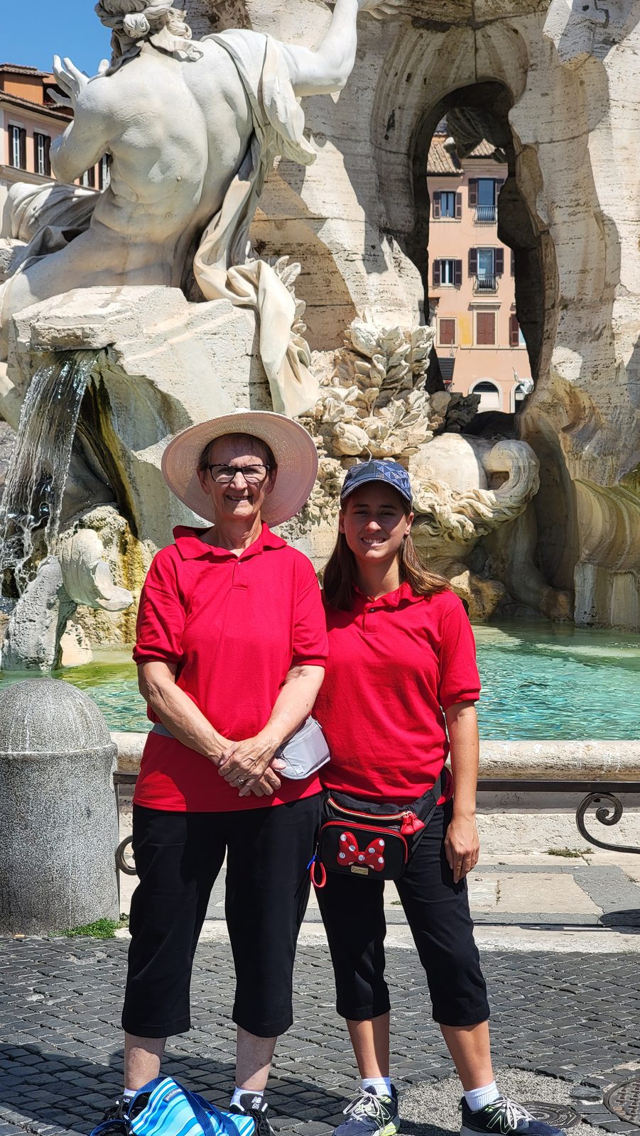 Grandma and Lisa at a fountain in Piazza Navona