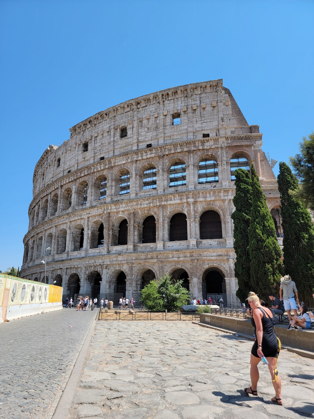 Arriving at the Colosseum