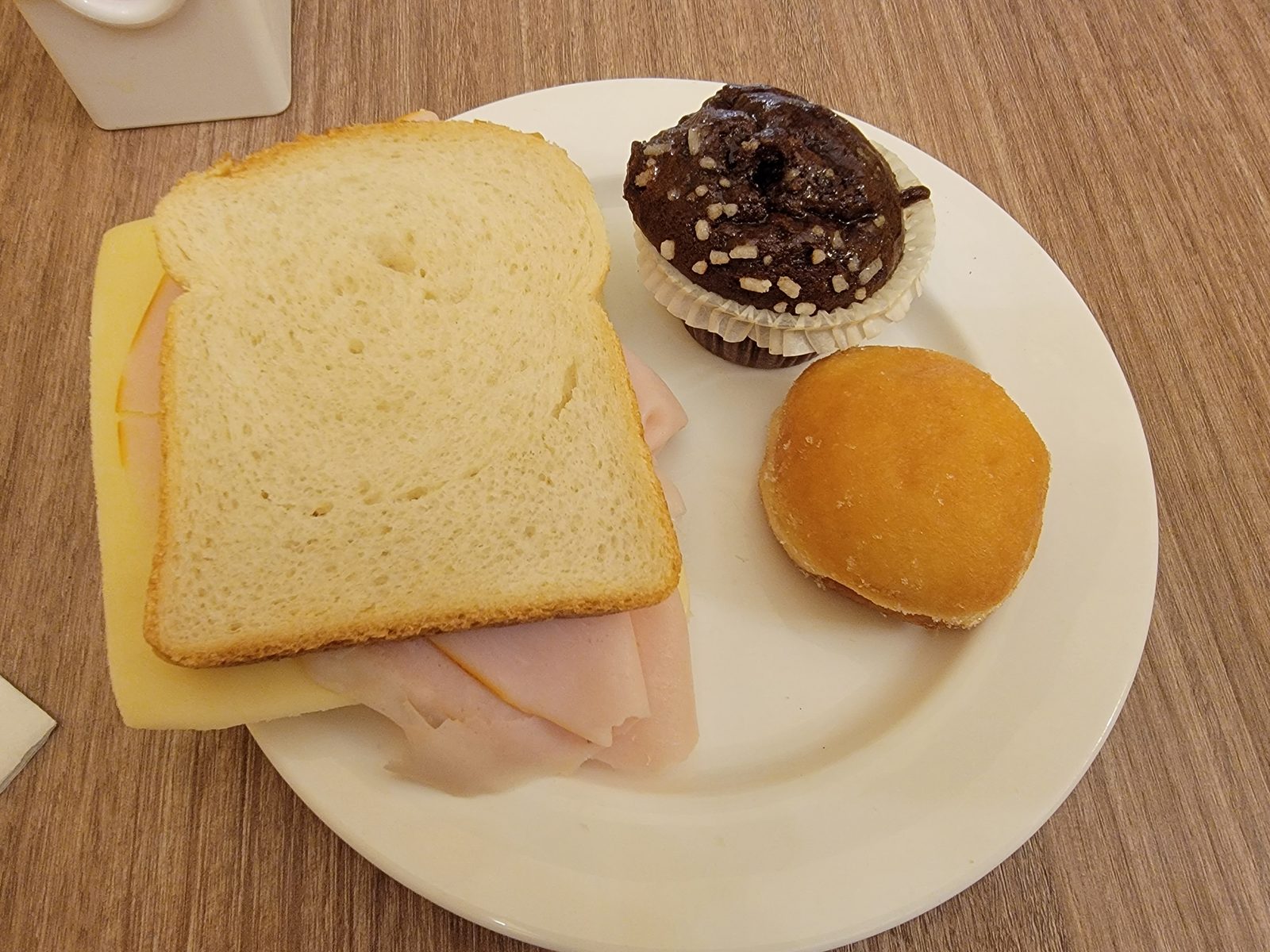 Breakfast before the drive to Civitavecchia