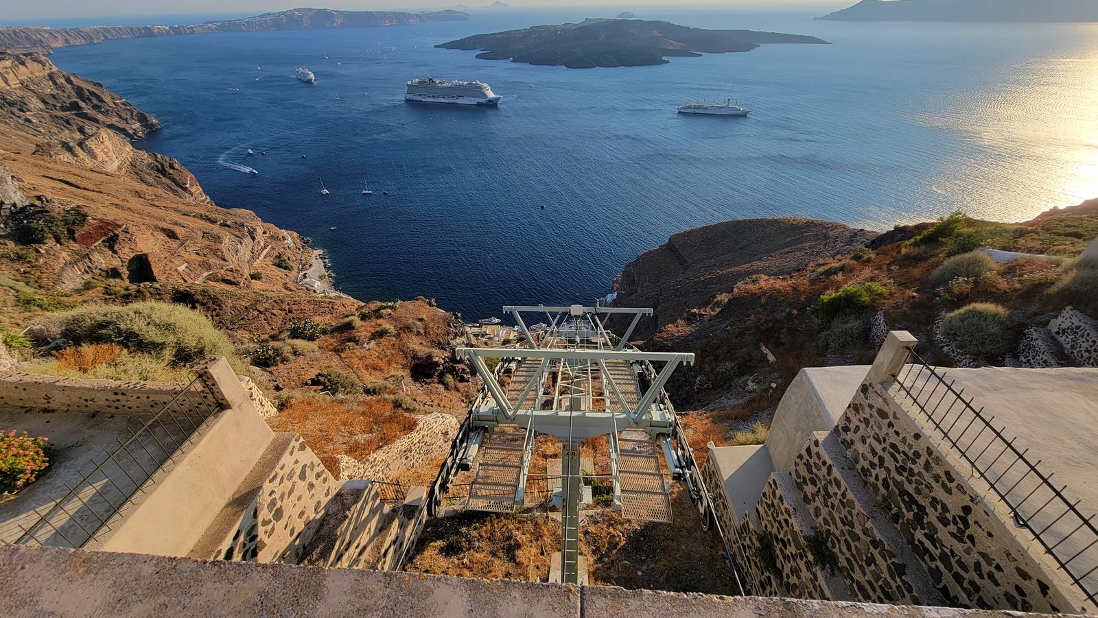 The cable car above the caldera in Fira