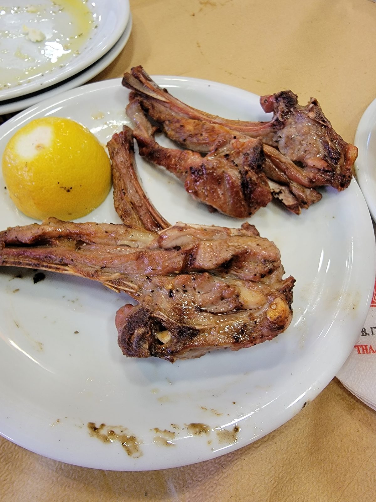 Grilled chops at Taverna Mourouzis