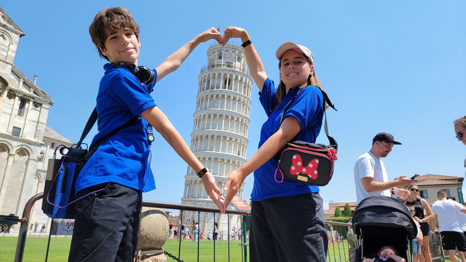 Thomas and Lisa making a heart around the tower