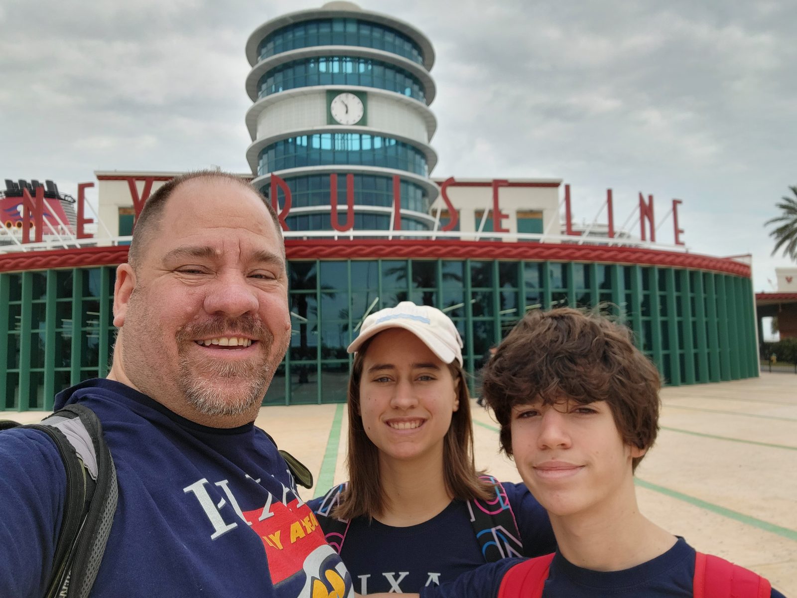 Lisa, Thomas and me outside the cruise terminal