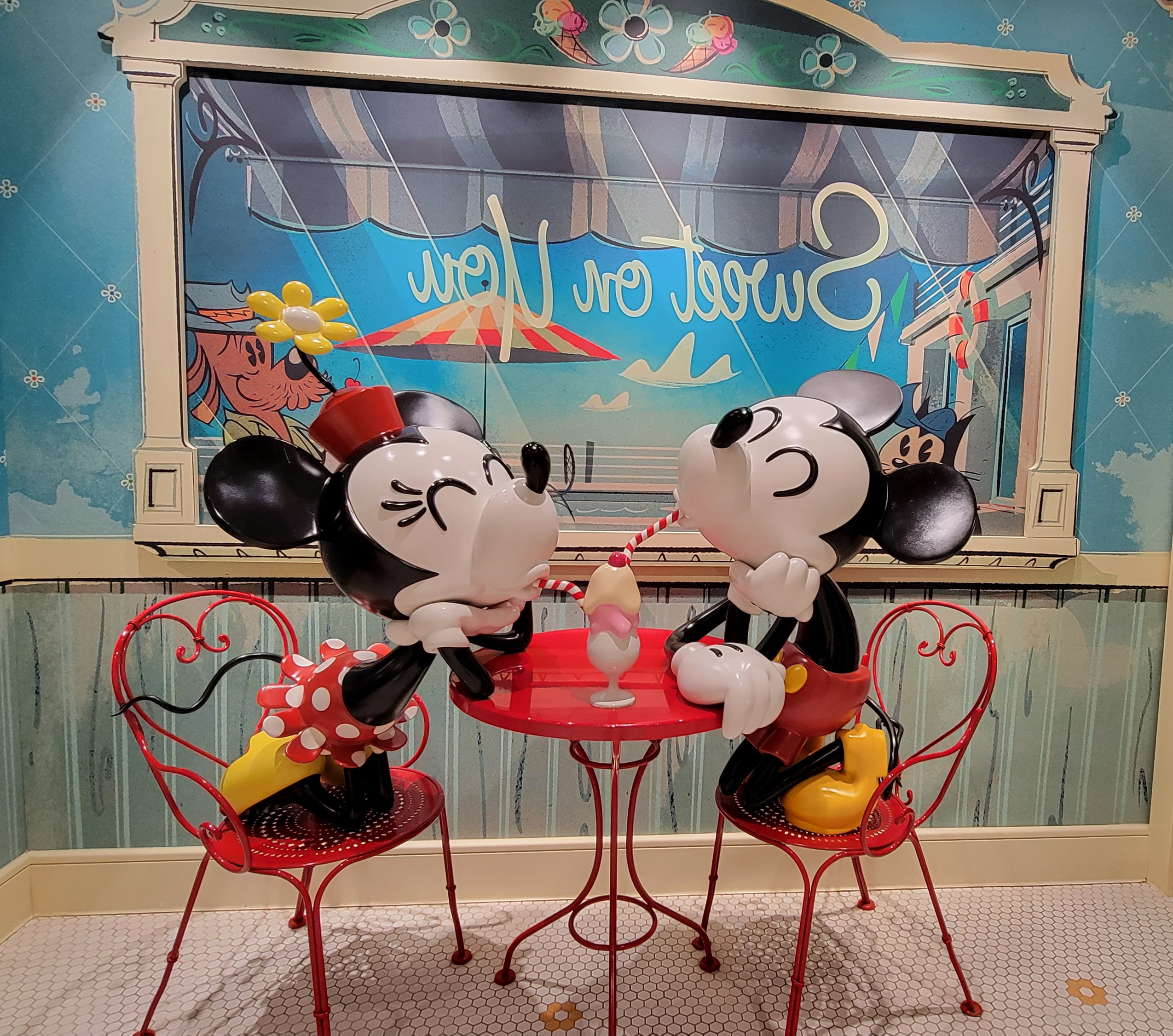 Mickey and Minnie display outside Sweet on You