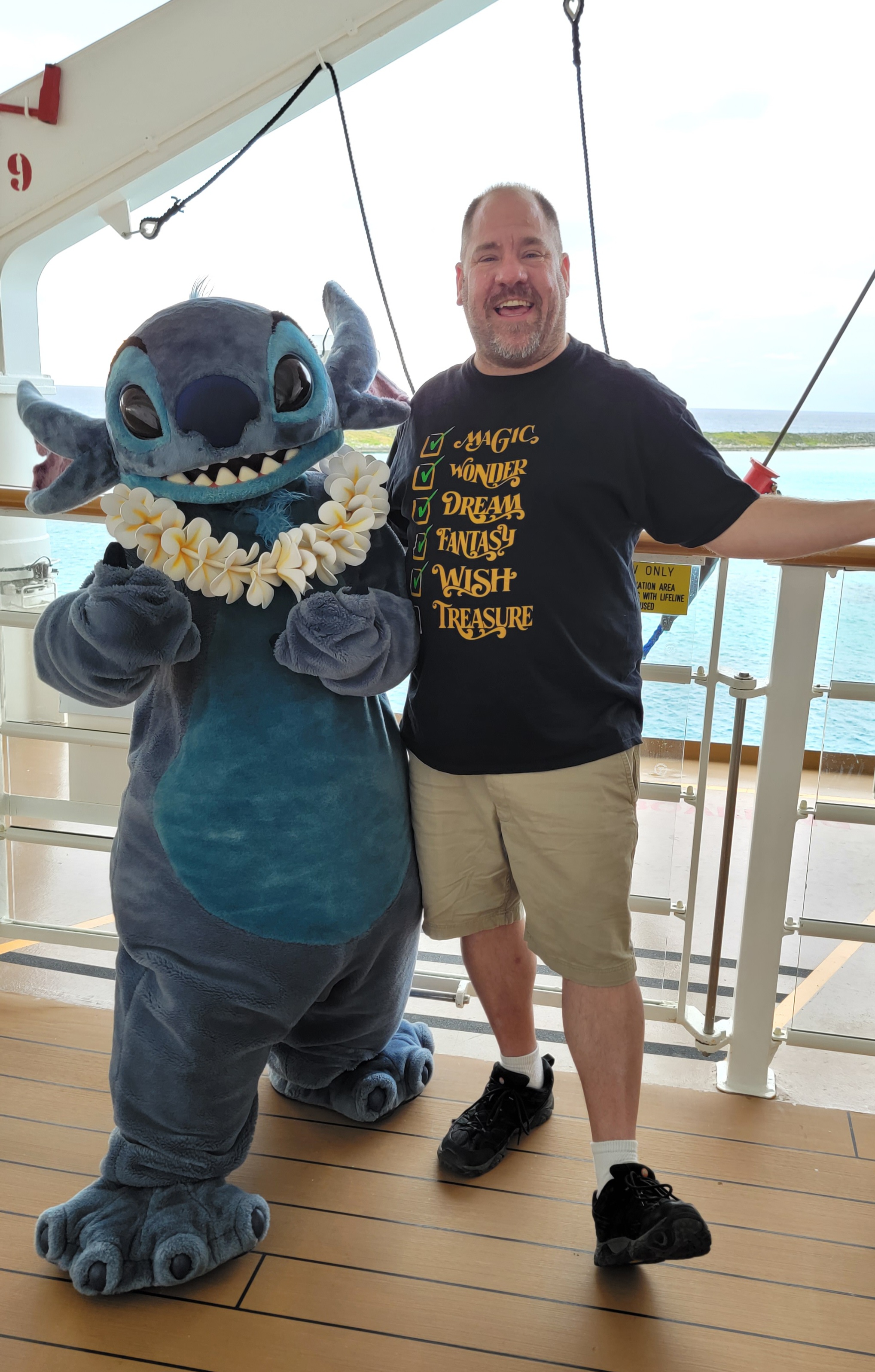 Meeting Stitch on deck at Castaway Cay