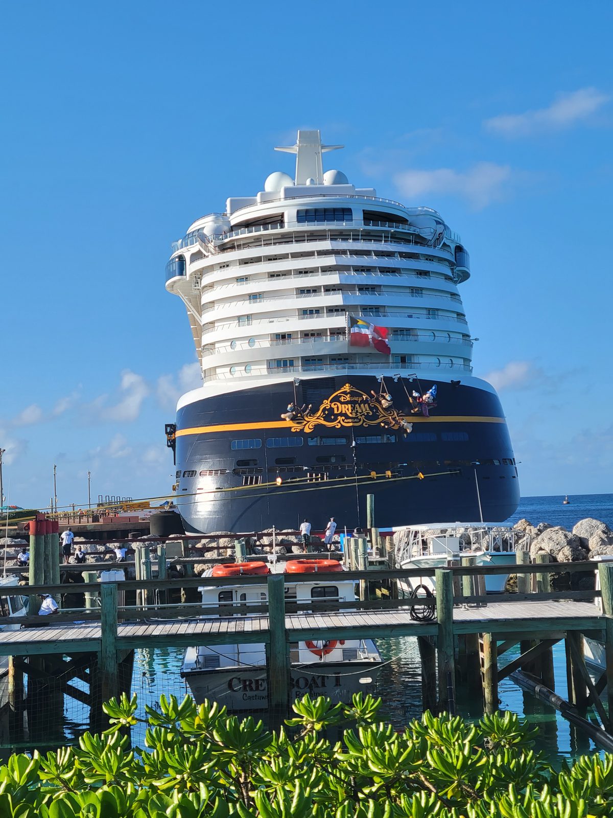 The Dream docked at Castaway Cay