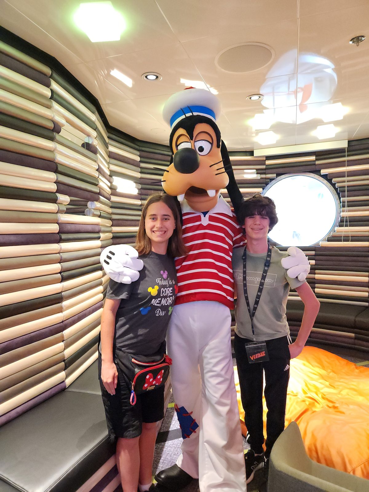 Lisa, Goofy in his sailor outfit and Thomas