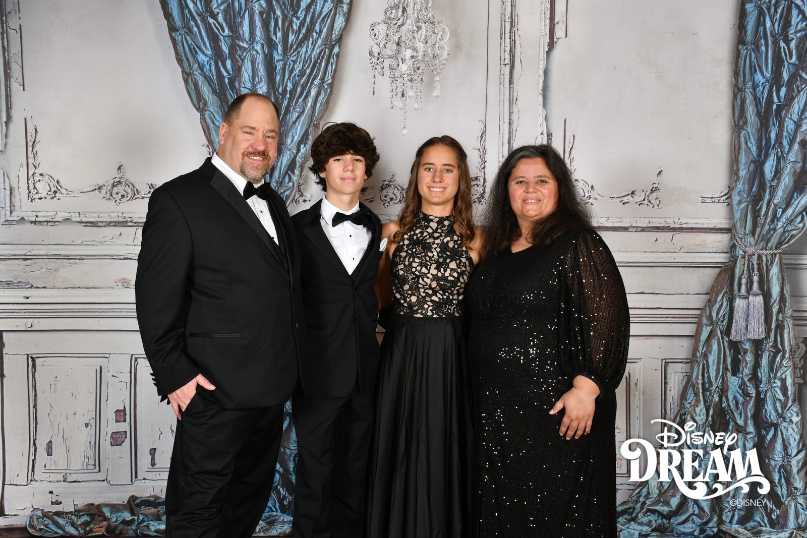 Kathy, Thomas, Lisa and me for formal portraits